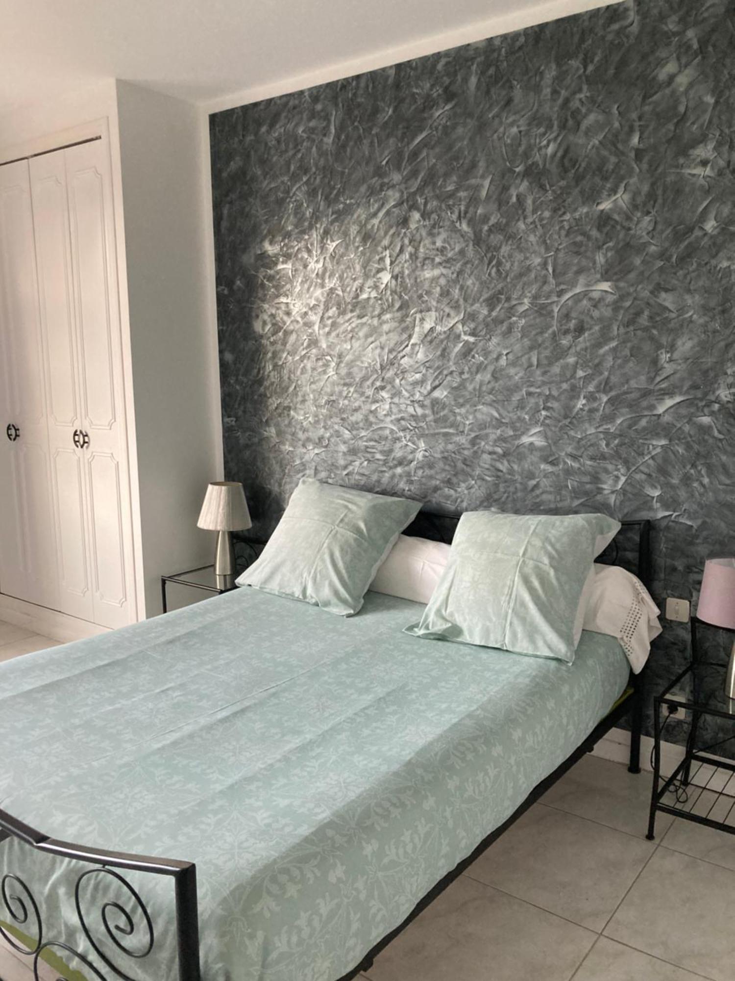 De La Verrerie Bed & Breakfast 3*