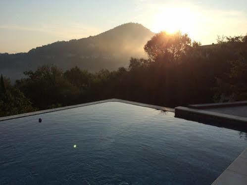 De La Verrerie Bed & Breakfast 3*